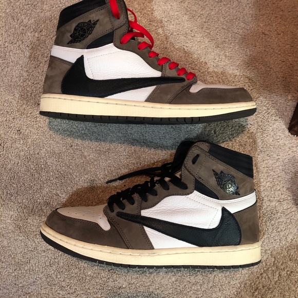 Jordan 1 Travis Scott main image 6